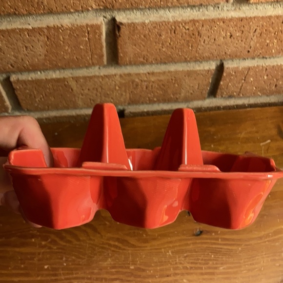 Anthropologie Biscuit Ceramic egg containers (2) - Picture 16 of 16